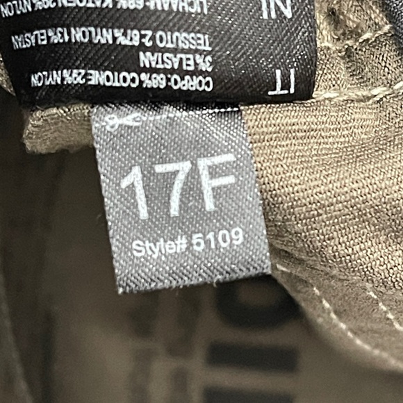 Kuhl Men’s Radikl Hiking Pant Klassic Fit Enduro 7 Pockets 32X30 Buckskin Khaki - Picture 10 of 11